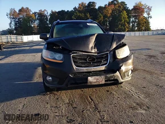 ✅ 2011 Hyundai Santa Fe Limited • VIN: 5XYZKDAG4BG032712 • Lot: 78782784. Listed on Copart with 198,550 mi. Free auction sales archive from the USA and detailed vehicle history report at DreamBid. Image 12.