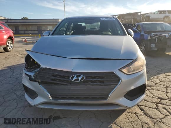 ✅ 2018 Hyundai Accent SE • VIN: 3KPC24A30JE012035 • Lot: 91490855. Wystawiony na Copart z przebiegiem 95 045 mil. Bezpłatny archiwum sprzedaży aukcyjnych z USA i szczegółowy raport historii pojazdu na DreamBid. Zdjęcie 5.
