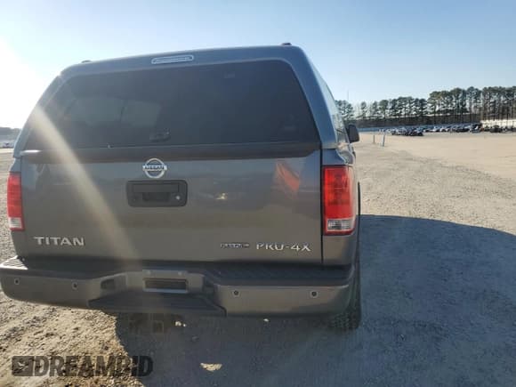 ✅ 2014 Nissan Titan SV • VIN: 1N6BA0EC8EN504991 • Lot: 46729735. Listed on Copart with 237,631 mi. Free auction sales archive from the USA and detailed vehicle history report at DreamBid. Image 6.