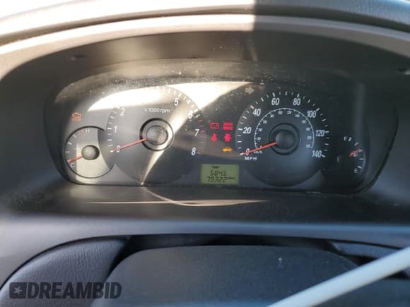 ✅ 2005 Hyundai Elantra GLS • VIN: KMHDN46D85U019573 • Lot: 48473095. Wystawiony na Copart z przebiegiem 79 322 mil. Bezpłatny archiwum sprzedaży aukcyjnych z USA i szczegółowy raport historii pojazdu na DreamBid. Zdjęcie 9.