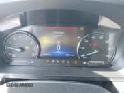 ✅ 2022 Ford Explorer XLT • VIN: 1FMSK7DH8NGB09893 • Lot: 42127802. Wystawiony na IAAI z przebiegiem 43 213 mil. Bezpłatny archiwum sprzedaży aukcyjnych z USA i szczegółowy raport historii pojazdu na DreamBid. Zdjęcie 7.