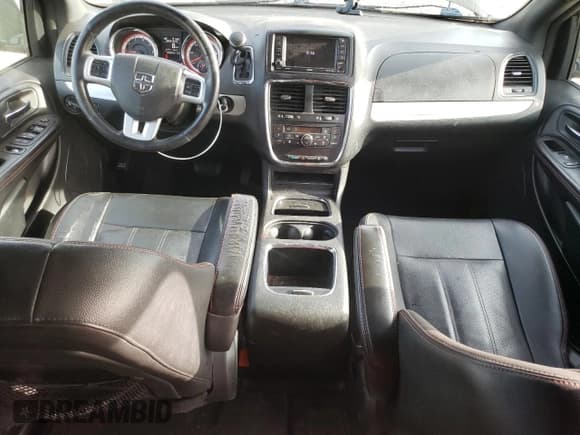 ✅ 2019 Dodge Grand Caravan GT • VIN: 2C4RDGEG7KR768741 • Лот: 81951245. Опубликован ранее на Copart с пробегом 139 945 миль. Бесплатный доступ к архиву аукционных продаж из США и подробный отчёт об истории автомобиля на DreamBid. Изображение 8.