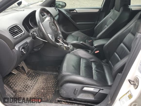 ✅ 2013 Volkswagen Golf GTI Autobahn • VIN: WVWGD7AJ0DW028466 • Lot: 62520425. Wystawiony na Copart z przebiegiem 135 855 mil. Bezpłatny archiwum sprzedaży aukcyjnych z USA i szczegółowy raport historii pojazdu na DreamBid. Zdjęcie 7.