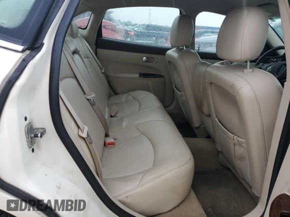 ✅ 2008 Buick LaCrosse CXL • VIN: 2G4WD582481326381 • Lot: 74028924. Wystawiony na Copart z przebiegiem Nie podano. Bezpłatny archiwum sprzedaży aukcyjnych z USA i szczegółowy raport historii pojazdu na DreamBid. Zdjęcie 10.