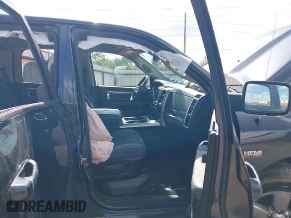 ✅ 2016 Ram 1500 Lone Star • VIN: 1C6RR6LT4GS135879 • Lot: 43115978. Listed on IAAI with 149,789 mi. Free auction sales archive from the USA and detailed vehicle history report at DreamBid. Image 5.