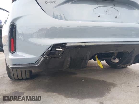 ✅ 2025 Honda Civic Type R • VIN: JHMFL5G49SX002359 • Lot: 43659951. Wystawiony na IAAI z przebiegiem 6 565 mil. Bezpłatny archiwum sprzedaży aukcyjnych z USA i szczegółowy raport historii pojazdu na DreamBid. Zdjęcie 20.