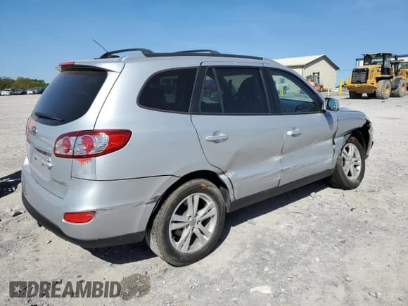 ✅ 2010 Hyundai Santa Fe SE • VIN: 5NMSH4AG3AH395250 • Lot: 71778504. Listed on Copart with 199,311 mi. Free auction sales archive from the USA and detailed vehicle history report at DreamBid. Image 3.