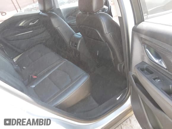 ✅ 2021 GMC Terrain SLT • VIN: 3GKALPEV4ML338345 • Lot: 43248528. Wystawiony na IAAI z przebiegiem 37 293 mil. Bezpłatny archiwum sprzedaży aukcyjnych z USA i szczegółowy raport historii pojazdu na DreamBid. Zdjęcie 8.