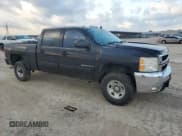 ✅ 2008 Chevrolet Silverado 2500HD Work Truck • VIN: 1GCHK23K58F221303 • Lot: 69188134. Wystawiony na Copart z przebiegiem 323 349 mil. Bezpłatny archiwum sprzedaży aukcyjnych z USA i szczegółowy raport historii pojazdu na DreamBid. Zdjęcie 4.