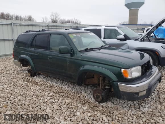 ✅ 2001 Toyota 4Runner SR5 • VIN: JT3HN86R710331558 • Lot: 92063235. Wystawiony na Copart z przebiegiem 305 445 mil. Bezpłatny archiwum sprzedaży aukcyjnych z USA i szczegółowy raport historii pojazdu na DreamBid. Zdjęcie 4.