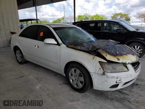 2009 Hyundai Sonata GLS with VIN 5NPET46C99H515696, listed as a Copart auction lot 55814054 with Not provided miles and Salvage title. Bid and sale history available at DreamBid. Image 4.