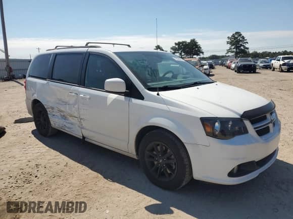 2019 Dodge Grand Caravan GT z VIN 2C4RDGEG3KR692239, wystawiony jako Copart lot #72035975 z przebiegiem 131 476 mil mil oraz Szkoda całkowita • Salvage title. Historia ofert i sprzedaży dostępna na DreamBid. Obrazek 4.