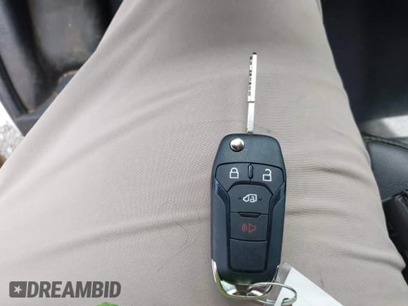 ✅ 2023 Ford Transit Cargo • VIN: 1FTBR1Y88PKA76644 • Лот: 42382300. Опубликован ранее на IAAI с пробегом 42 299 миль. Бесплатный доступ к архиву аукционных продаж из США и подробный отчёт об истории автомобиля на DreamBid. Изображение 11.