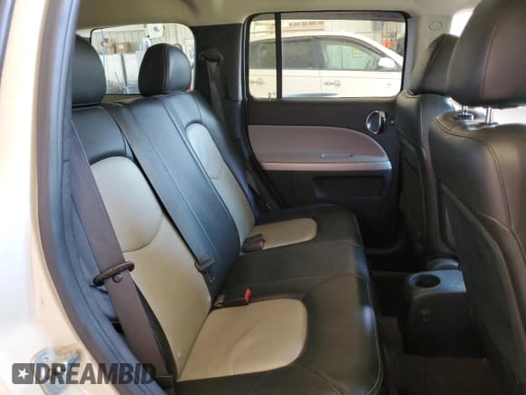 ✅ 2007 Chevrolet HHR LT • VIN: 3GNDA33P37S612745 • Лот: 48481085. Опубликован ранее на Copart с пробегом Не указан. Бесплатный доступ к архиву аукционных продаж из США и подробный отчёт об истории автомобиля на DreamBid. Изображение 11.