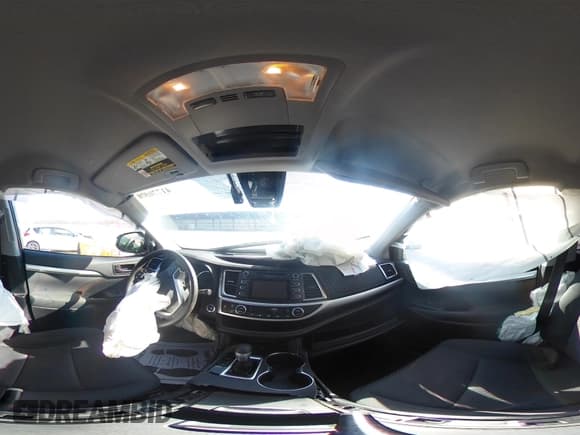 ✅ 2019 Toyota Highlander Hybrid LE • VIN: 5TDBGRFH3KS076303 • Лот: 41770576. Опубликован ранее на IAAI с пробегом 15 591 миль. Бесплатный доступ к архиву аукционных продаж из США и подробный отчёт об истории автомобиля на DreamBid. Изображение 20.