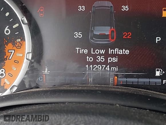 ✅ 2017 Jeep Renegade Limited • VIN: ZACCJBDB6HPE92122 • Lot: 42890543. Wystawiony na IAAI z przebiegiem 112 974 mil. Bezpłatny archiwum sprzedaży aukcyjnych z USA i szczegółowy raport historii pojazdu na DreamBid. Zdjęcie 15.