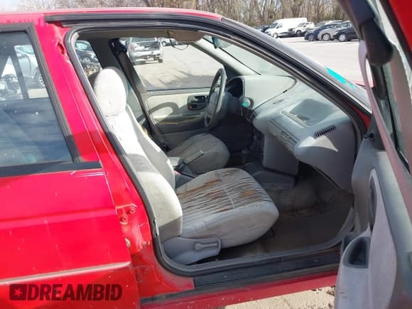 ✅ 1996 Chevrolet Corsica • VIN: 1G1LD5546TY100435 • Лот: 43684865. Опубликован ранее на IAAI с пробегом 141 619 миль. Бесплатный доступ к архиву аукционных продаж из США и подробный отчёт об истории автомобиля на DreamBid. Изображение 5.