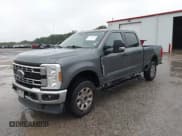 ✅ 2024 Ford F-250 XL • VIN: 1FT7W2BT2REE01002 • Lot: 43105733. Wystawiony na IAAI z przebiegiem 62 496 mil. Bezpłatny archiwum sprzedaży aukcyjnych z USA i szczegółowy raport historii pojazdu na DreamBid. Zdjęcie 2.