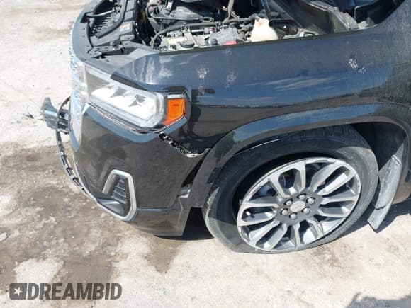 ✅ 2021 GMC Acadia Denali • VIN: 1GKKNPLS0MZ220597 • Lot: 41907954. Wystawiony na IAAI z przebiegiem 29 494 mil. Bezpłatny archiwum sprzedaży aukcyjnych z USA i szczegółowy raport historii pojazdu na DreamBid. Zdjęcie 18.