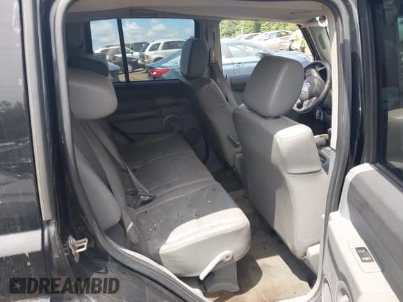 ✅ 2007 Jeep Commander Sport • VIN: 1J8HG48K97C611304 • Лот: 42744417. Опубликован ранее на IAAI с пробегом 129 254 миль. Бесплатный доступ к архиву аукционных продаж из США и подробный отчёт об истории автомобиля на DreamBid. Изображение 8.