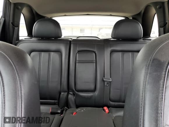 ✅ 2014 Chevrolet Captiva Sport LT • VIN: 3GNAL3EK6ES541956 • Lot: 53295135. Wystawiony na Copart z przebiegiem 133 558 mil. Bezpłatny archiwum sprzedaży aukcyjnych z USA i szczegółowy raport historii pojazdu na DreamBid. Zdjęcie 10.