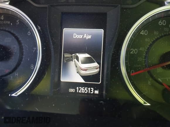 ✅ 2015 Toyota Camry SE • VIN: 4T1BF1FK3FU081837 • Lot: 43639715. Listed on IAAI with 126,513 mi. Free auction sales archive from the USA and detailed vehicle history report at DreamBid. Image 7.