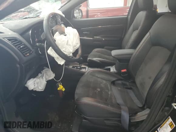 ✅ 2021 Mitsubishi Outlander GT • VIN: JA4ARVAW2MU029261 • Лот: 65011565. Опубликован ранее на Copart с пробегом 31 167 миль. Бесплатный доступ к архиву аукционных продаж из США и подробный отчёт об истории автомобиля на DreamBid. Изображение 7.