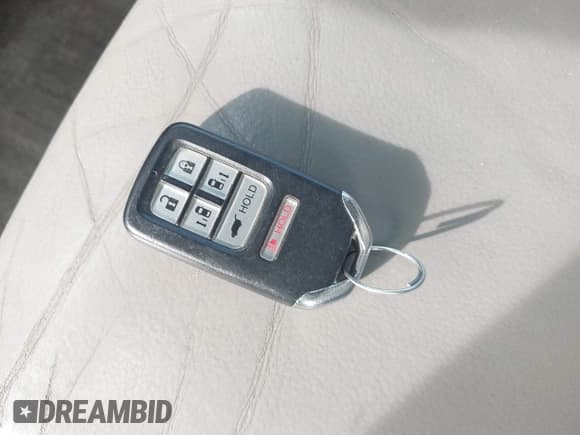 ✅ 2015 Honda Odyssey Touring Elite • VIN: 5FNRL5H9XFB041101 • Лот: 43063363. Опубликован ранее на IAAI с пробегом 162 011 миль. Бесплатный доступ к архиву аукционных продаж из США и подробный отчёт об истории автомобиля на DreamBid. Изображение 11.