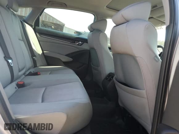 ✅ 2018 Honda Accord EX • VIN: 1HGCV1F40JA138861 • Lot: 92800835. Wystawiony na Copart z przebiegiem 151 950 mil. Bezpłatny archiwum sprzedaży aukcyjnych z USA i szczegółowy raport historii pojazdu na DreamBid. Zdjęcie 10.