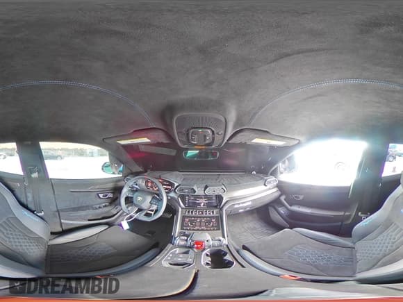 ✅ 2024 Lamborghini Urus Performante • VIN: ZPBUC3ZL8RLA35395 • Лот: 86998635. Опубликован ранее на Copart с пробегом 1 777 миль. Бесплатный доступ к архиву аукционных продаж из США и подробный отчёт об истории автомобиля на DreamBid. Изображение 15.