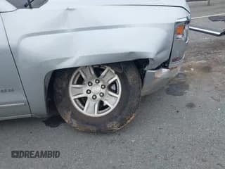 ✅ 2018 Chevrolet Silverado 1500 LT • VIN: 1GCVKREC1JZ293623 • Лот: 43371033. Опубликован ранее на IAAI с пробегом 186 907 миль. Бесплатный доступ к архиву аукционных продаж из США и подробный отчёт об истории автомобиля на DreamBid. Изображение 6.