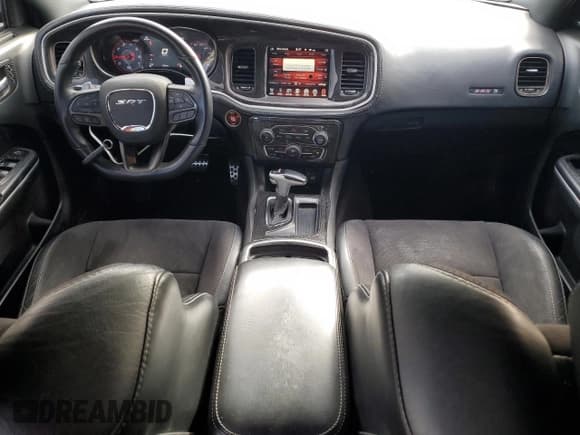 ✅ 2018 Dodge Charger R/T Scat Pack • VIN: 2C3CDXGJXJH254244 • Лот: 92025045. Опубликован ранее на Copart с пробегом 53 700 миль. Бесплатный доступ к архиву аукционных продаж из США и подробный отчёт об истории автомобиля на DreamBid. Изображение 8.