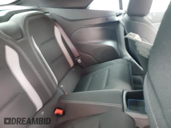 ✅ 2022 Chevrolet Camaro 1LT • VIN: 1G1FB3DX1N0128504 • Лот: 87809835. Опубликован ранее на Copart с пробегом 15 578 миль. Бесплатный доступ к архиву аукционных продаж из США и подробный отчёт об истории автомобиля на DreamBid. Изображение 10.