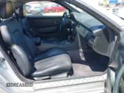 ✅ 1999 Mercedes-Benz SLK 230/320 • VIN: WDBKK47F1XF089720 • Lot: 42579464. Wystawiony na IAAI z przebiegiem 227 260 mil. Bezpłatny archiwum sprzedaży aukcyjnych z USA i szczegółowy raport historii pojazdu na DreamBid. Zdjęcie 5.