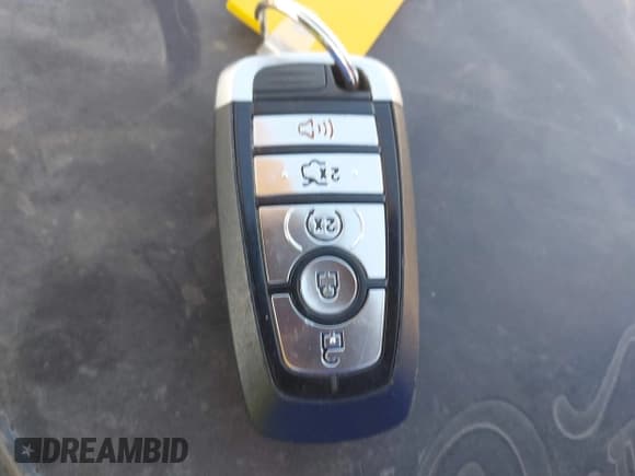 ✅ 2017 Ford Fusion Titanium • VIN: 3FA6P0K93HR114612 • Lot: 43284409. Listed on IAAI with 88,489 mi. Free auction sales archive from the USA and detailed vehicle history report at DreamBid. Image 11.