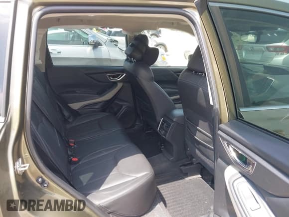 ✅ 2022 Subaru Forester Limited • VIN: JF2SKAPC5NH440315 • Lot: 42136308. Listed on IAAI with 33,539 mi. Free auction sales archive from the USA and detailed vehicle history report at DreamBid. Image 8.