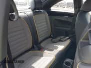 ✅ 2016 Volkswagen Beetle Dune • VIN: 3VWS17AT9GM630045 • Лот: 42819426. Опубликован ранее на IAAI с пробегом 30 370 миль. Бесплатный доступ к архиву аукционных продаж из США и подробный отчёт об истории автомобиля на DreamBid. Изображение 8.