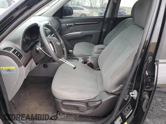 ✅ 2010 Hyundai Santa Fe GLS • VIN: 5NMSG3ABXAH391679 • Lot: 82174384. Listed on Copart with 219,232 mi. Free auction sales archive from the USA and detailed vehicle history report at DreamBid. Image 7.