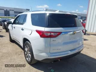 ✅ 2018 Chevrolet Traverse Premier • VIN: 1GNERKKW3JJ176035 • Lot: 43297518. Wystawiony na IAAI z przebiegiem 69 630 mil. Bezpłatny archiwum sprzedaży aukcyjnych z USA i szczegółowy raport historii pojazdu na DreamBid. Zdjęcie 3.