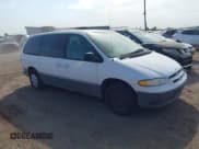 ✅ 1997 Dodge Caravan LE • VIN: 1B4GP54L0VB469965 • Lot: 42703713. Listed on IAAI with 183,156 mi. Free auction sales archive from the USA and detailed vehicle history report at DreamBid. Image 1.