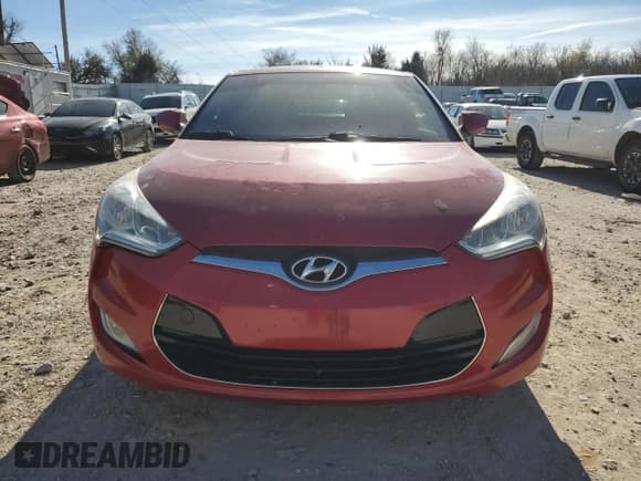 ✅ 2013 Hyundai Veloster w/Gray Int • VIN: KMHTC6ADXDU145467 • Lot: 84810314. Wystawiony na Copart z przebiegiem 160 891 mil. Bezpłatny archiwum sprzedaży aukcyjnych z USA i szczegółowy raport historii pojazdu na DreamBid. Zdjęcie 5.