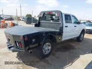 ✅ 2019 Ram 2500 Tradesman • VIN: 3C6UR5CLXKG534669 • Lot: 41828929. Wystawiony na IAAI z przebiegiem 213 815 mil. Bezpłatny archiwum sprzedaży aukcyjnych z USA i szczegółowy raport historii pojazdu na DreamBid. Zdjęcie 4.