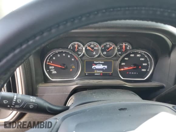 ✅ 2020 Chevrolet Silverado 1500 LT • VIN: 1GCRWCED3LZ333585 • Lot: 82338155. Wystawiony na Copart z przebiegiem 200 237 mil. Bezpłatny archiwum sprzedaży aukcyjnych z USA i szczegółowy raport historii pojazdu na DreamBid. Zdjęcie 9.