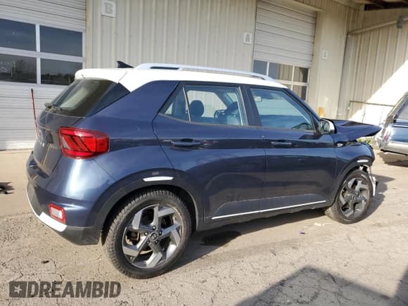 ✅ 2020 Hyundai Venue Denim • VIN: KMHRC8A34LU040791 • Lot: 77975134. Listed on Copart with 64,673 mi. Free auction sales archive from the USA and detailed vehicle history report at DreamBid. Image 3.