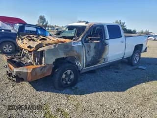 ✅ 2016 Chevrolet Silverado 2500HD LT • VIN: 1GC1KVE80GF196426 • Лот: 93919975. Опубликован ранее на Copart с пробегом Не указан. Бесплатный доступ к архиву аукционных продаж из США и подробный отчёт об истории автомобиля на DreamBid. Изображение 1.