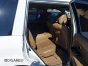 ✅ 2007 Honda Pilot EX-L • VIN: 5FNYF18707B017577 • Lot: 42974675. Wystawiony na IAAI z przebiegiem 185 340 mil. Bezpłatny archiwum sprzedaży aukcyjnych z USA i szczegółowy raport historii pojazdu na DreamBid. Zdjęcie 8.