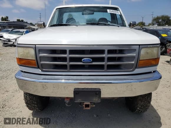 ✅ 1997 Ford F-350 • VIN: 1FTHF36H9VED17446 • Lot: 65460895. Wystawiony na Copart z przebiegiem 162 979 mil. Bezpłatny archiwum sprzedaży aukcyjnych z USA i szczegółowy raport historii pojazdu na DreamBid. Zdjęcie 5.