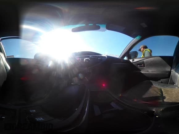 ✅ 2015 Lexus RX 350 • VIN: 2T2BK1BA0FC334716 • Lot: 43569129. Wystawiony na IAAI z przebiegiem 150 045 mil. Bezpłatny archiwum sprzedaży aukcyjnych z USA i szczegółowy raport historii pojazdu na DreamBid. Zdjęcie 17.