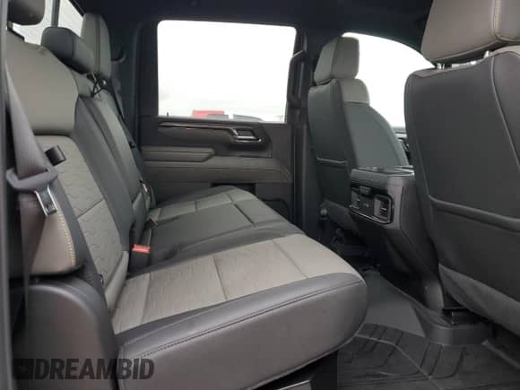 2024 Chevrolet Silverado 2500HD ZR2 с VIN 1GC4YYEY3RF447231, выставлен на аукционе Copart как лот 74030764 с пробегом Не указан миль и На запчасти • Non repairable. История ставок и продаж доступна на DreamBid. Изображение 10.