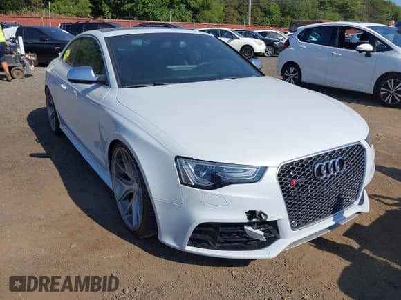✅ 2015 Audi RS 5 • VIN: WUAC6AFR2FA900380 • Lot: 43213179. Listed on IAAI with 73,772 mi. Free auction sales archive from the USA and detailed vehicle history report at DreamBid. Image 6.
